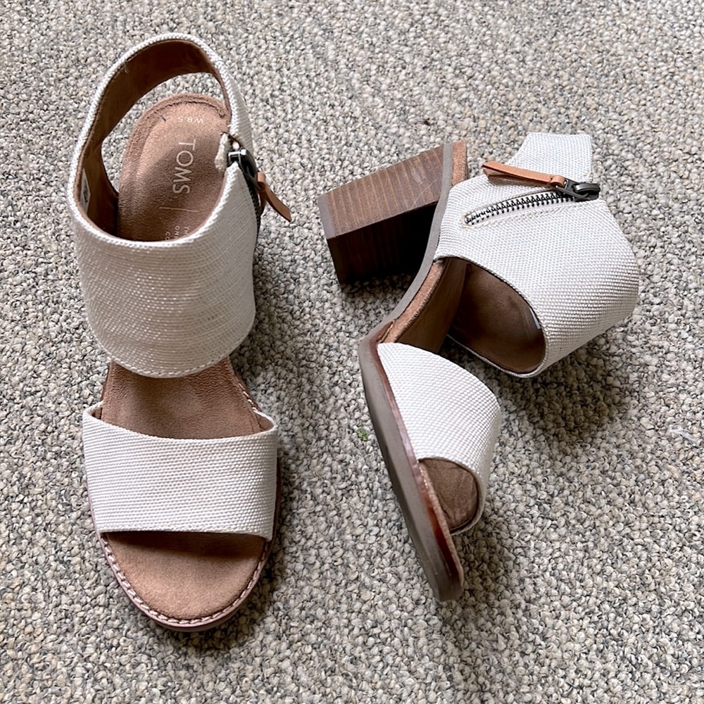 Toms Majorca Cutout Sandal